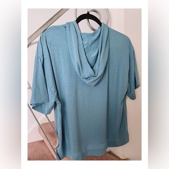 🔵 5 for $25 RBX Lightweight Hooded Athletic Short Sleeve Top - Picture 4 of 8